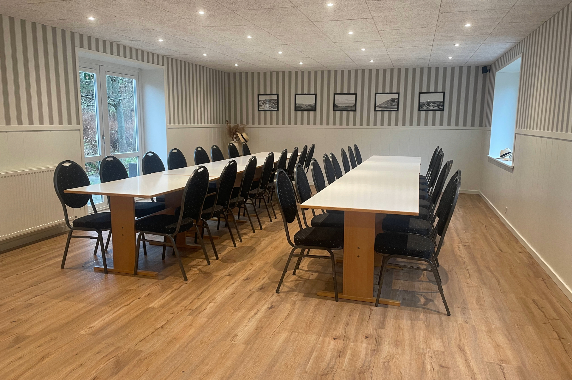 Restaurant mødelokale 2 langborde